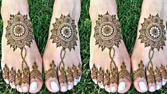 Foot Mehndi Design Simple and Easy Photo