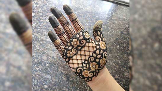 Mehndi Designs 2022 New Style Simple Easy Front HandMehndi Designs 2022 New Style Simple Easy Front Hand