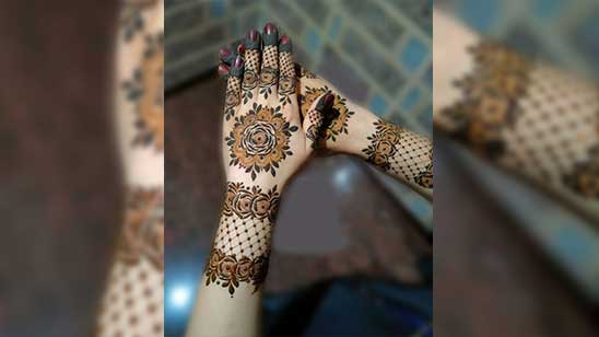 Simple Stylish Back Hand Mehndi Designs