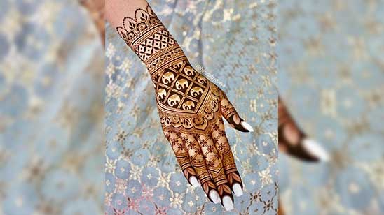 Back Hand Mehndi Design Simple and Easy