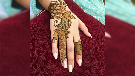 Back Hand Stylish Mehndi Design