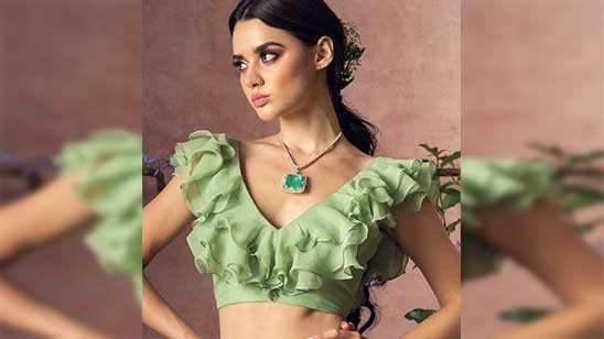 Hand Attractive Hand Frill Blouse Design