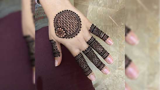 Stylish Modern Back Hand Mehndi Design