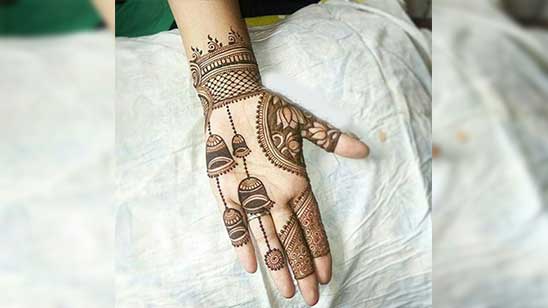 Easy Arabic Mehndi Designs for Front Hand