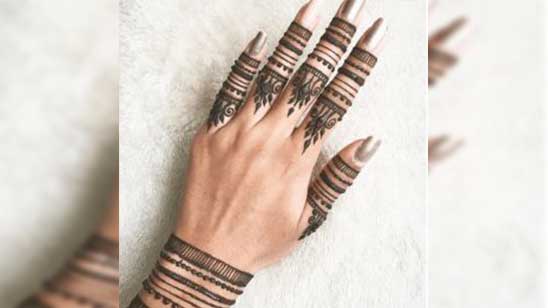 Henna Designs Fingers