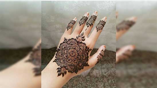 Henna Finger Designs