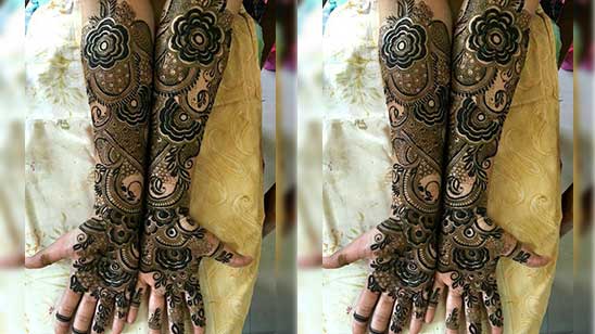 Khafif Mehndi Design for Back Hand