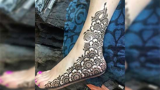 Leg Mehndi Design Flower