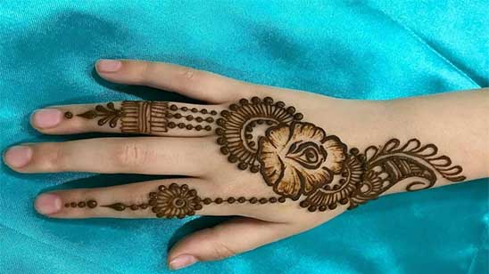 One Finger Design Mehndi
