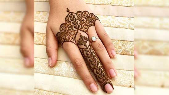 One Finger Mehndi Design Back Hand