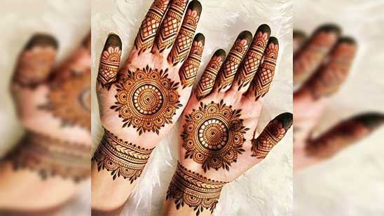 35+ Plain Circle Mehndi Design For You-Every Shade of Women