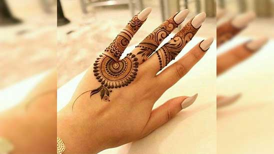 Simple Mehndi Designs for Back Palm