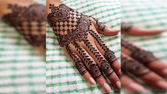 Simple and Easy Back Mehndi Design