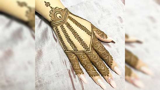 Beautiful Mehndi Stages