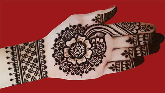 Eid Mehndi Designs Front Hand