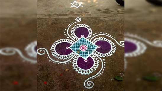 Simple Rangoli Designs for Home without Colors