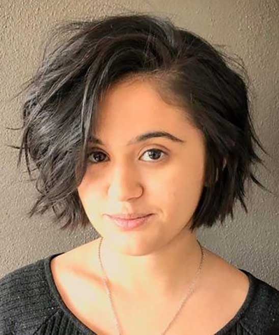 Short Haircuts for Women With Wavy Hair