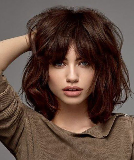 Short Haircuts for Women with Wavy Hair