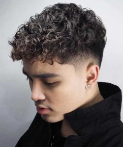 100+ Best Curly Hairstyles Men (2024) Curly Hair - TailoringinHindi