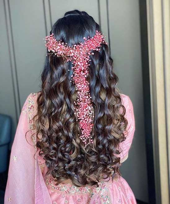 Bridal Hair Decoration With Fresh Flowers
