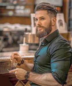 50+ Best Oval Face Hairstyles Men (2026) Haircut - TailoringinHindi