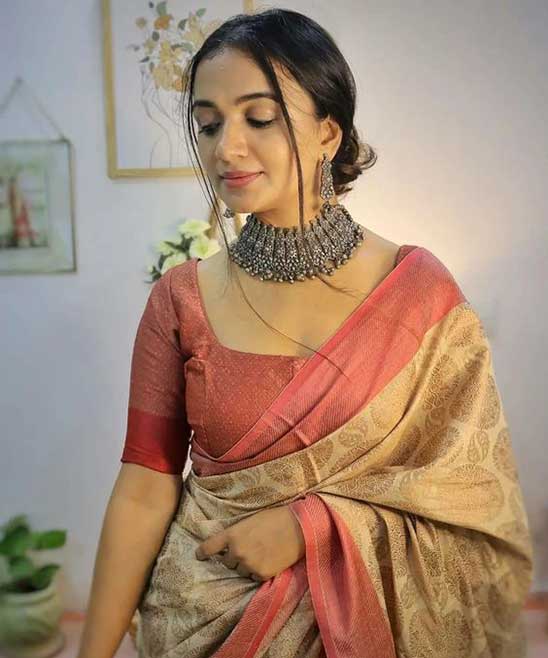 22 Divine Hairstyles To Complement Your Saree