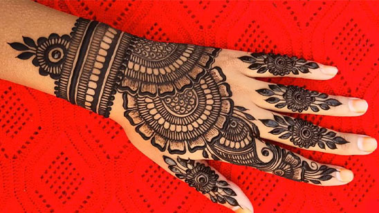 Back Hand Mehndi Design Simple and Easy