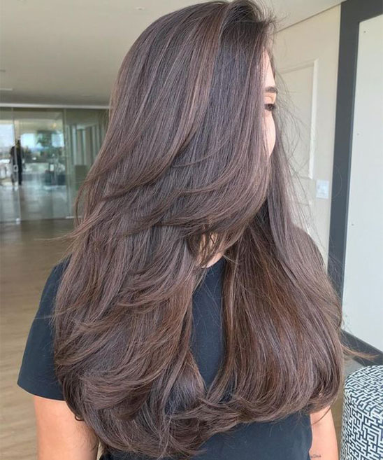 Layer Front C Ut of Long Hair Image