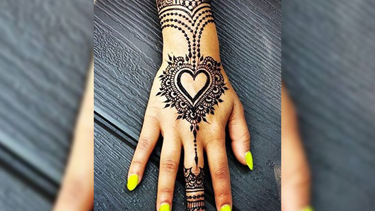 New Mehndi Design Simple and Easy