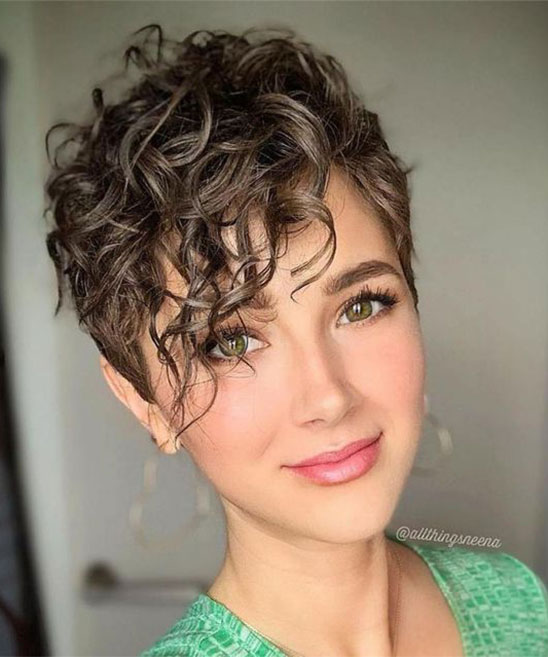 Short Haircut Styles for Curly Hair
