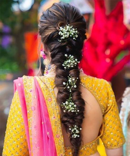 Hair Style for Saree in Party