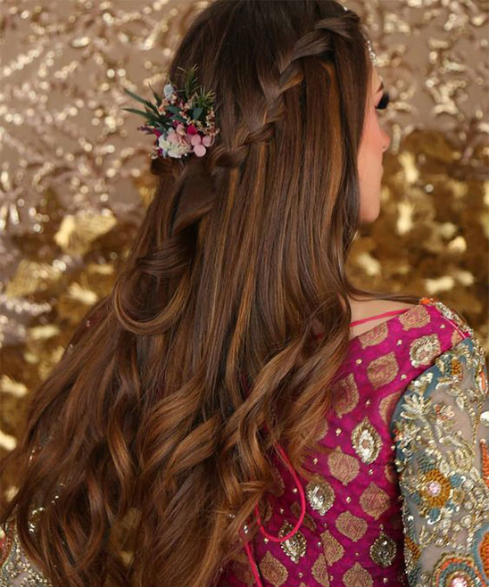 Hairstyle for Saree in Open Hair for Party
