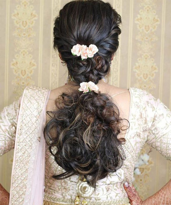 Traditional Hairstyle for Short Hair on Saree