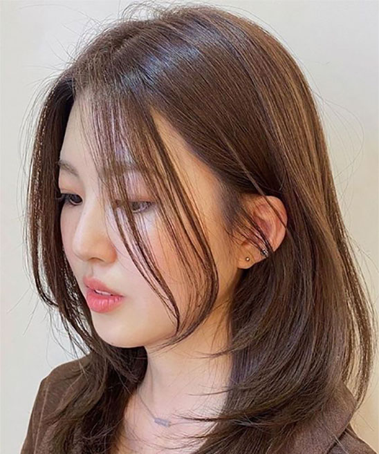Cute Short Hair Cut of Korean Girl