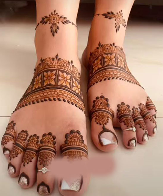 Arabic Mehendi Design for Feet