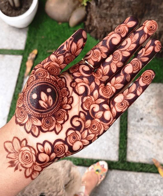 Cute Mehndi Designs for Hands