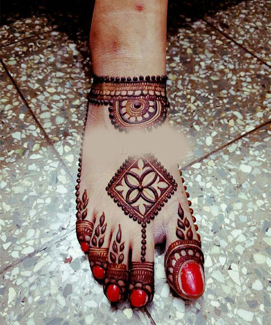 Mehendi Tattoo Design for Feet