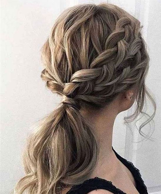 Bridesmaid Hairstyles for Curly Hair