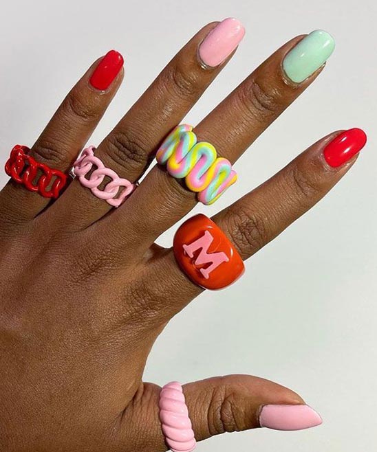 50+ Simple Almond Nails (2024) Designs - TailoringinHindi