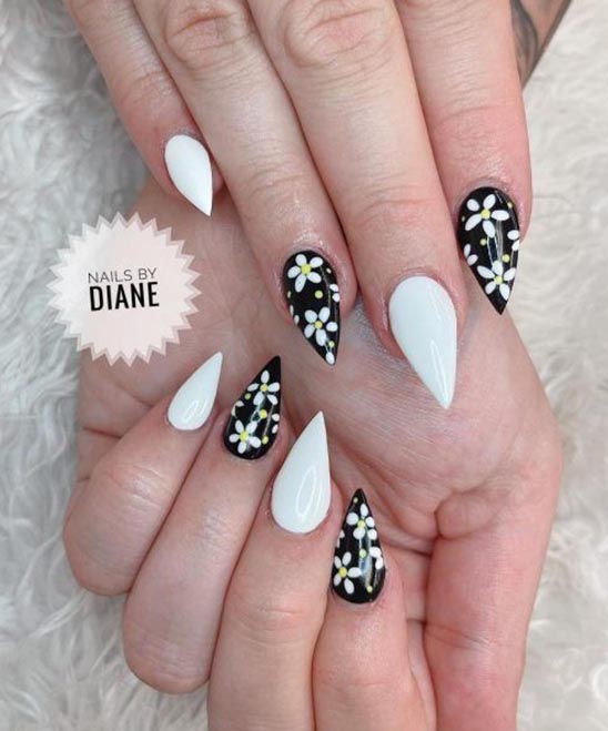 BLACK AND WHITE SIMPLE NAIL ART