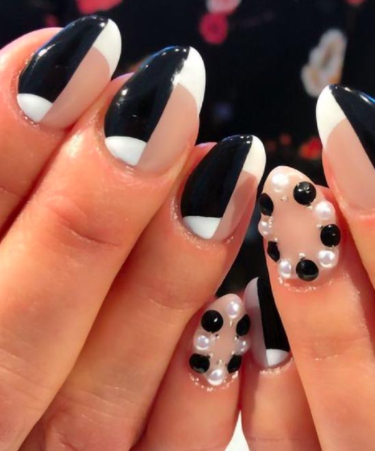 BLACK AND WHITE SIMPLE NAILS
