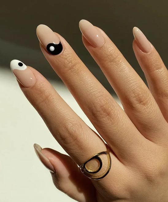 BLACK NAILS WITH A SIMPLE DESIGN