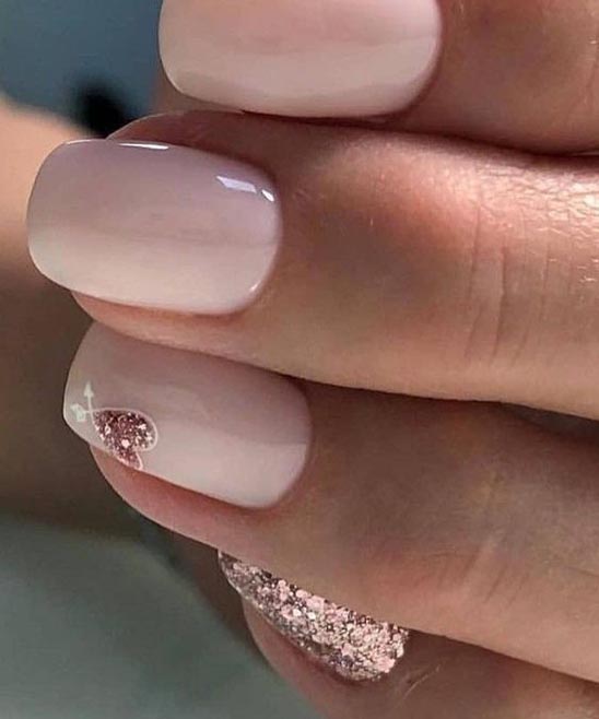 CHRISTMAS NAILS DESIGNS SIMPLE