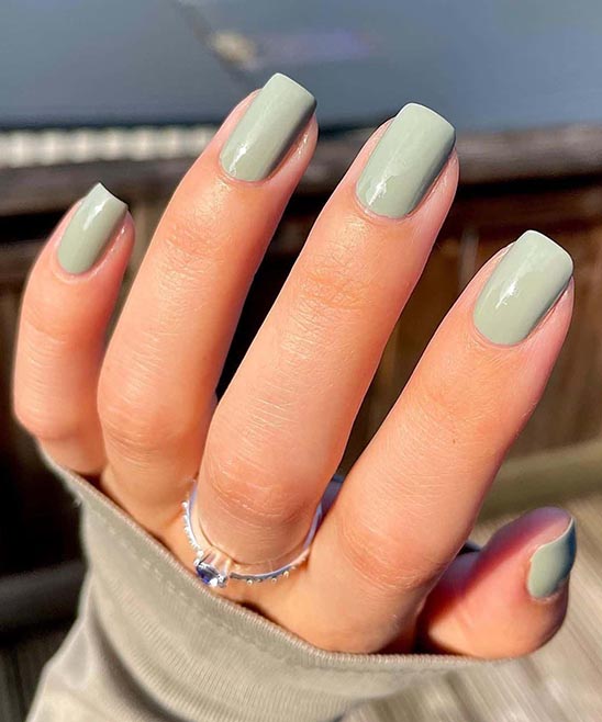 CUTE AND SIMPLE NAILS