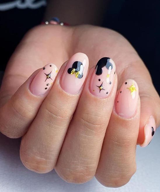 CUTE SIMPLE DISNEY NAIL ART