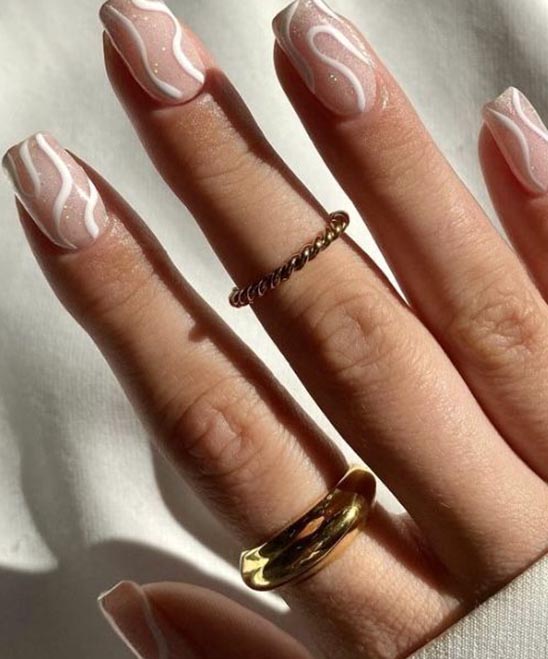 CUTE SIMPLE SPRING NAILS