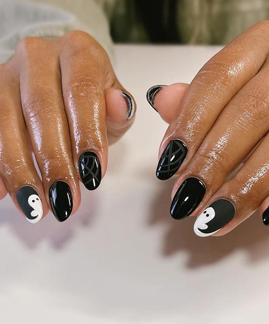 IDEA FOR NAIL SIMPLE DESIGNS IN BLACK