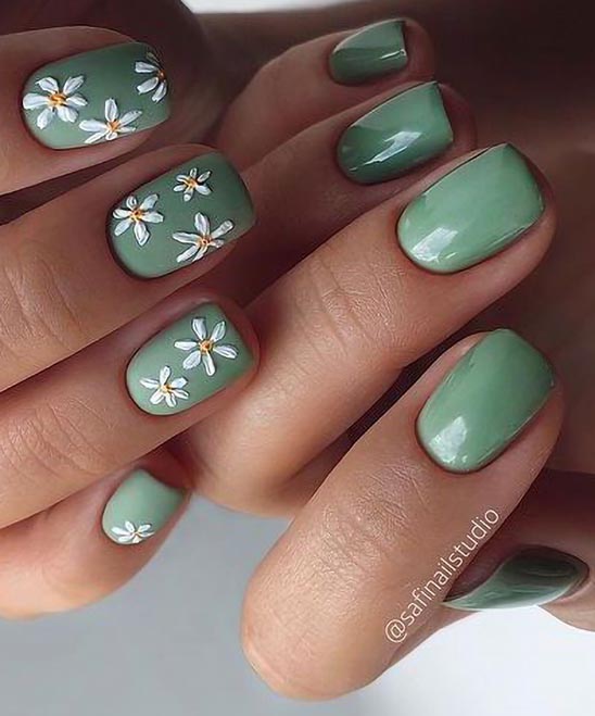 NAIL SIMPLE FLOWER DESIGN