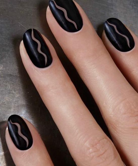 SIMPLE BEACH THEMED NAILS