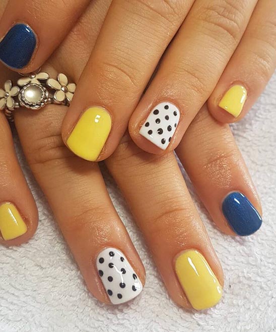 SIMPLE BLACK ACRYLIC NAIL IDEAS